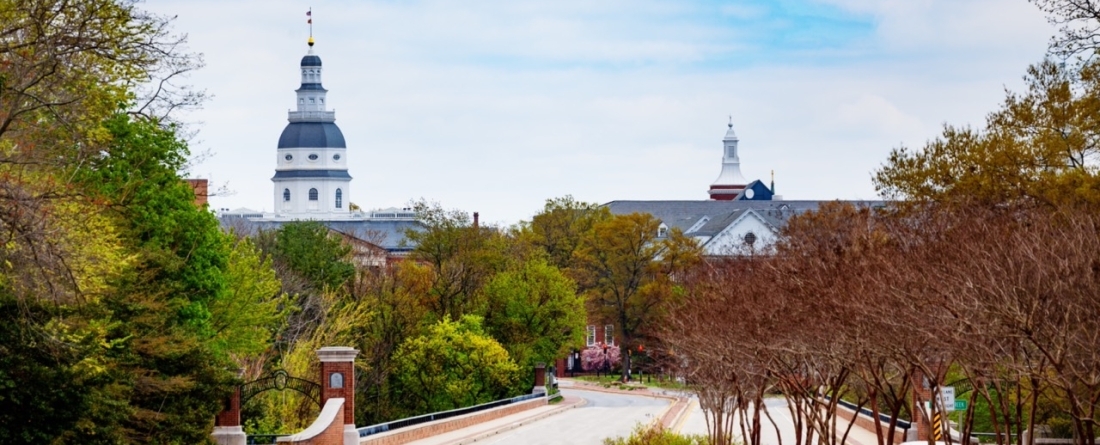 picture of the entrance to Annapolis, Maryland 