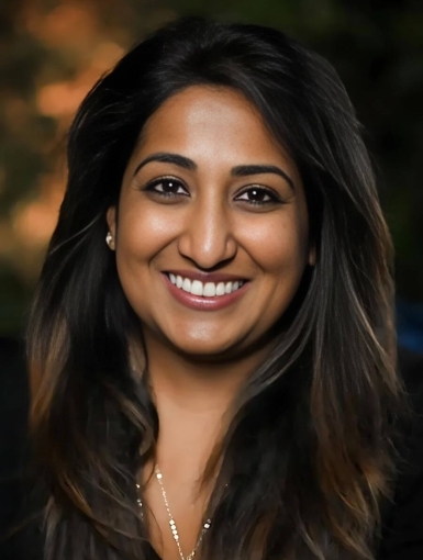 headshot of Pallavi Agarwal
